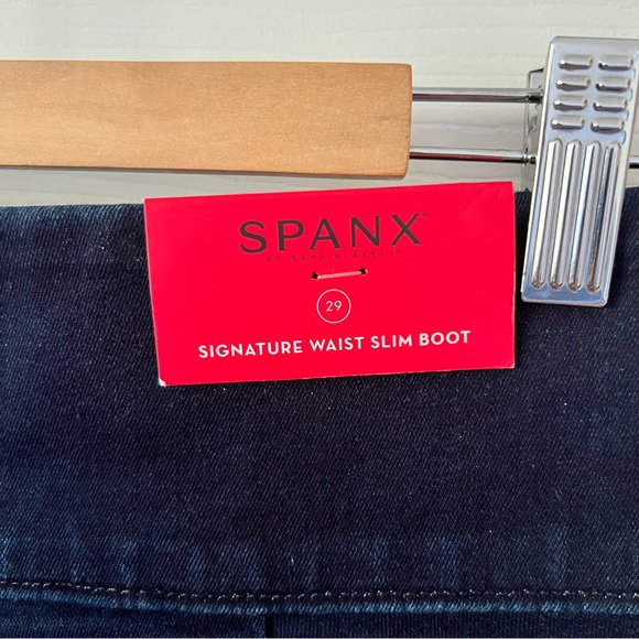 Spanx Signature Waist Slim Boot Dark Wash Jeans Size 29 Back Zip - Picture 5 of 9